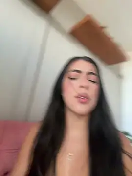 DakotaShelby online show from 27, 7, 2026