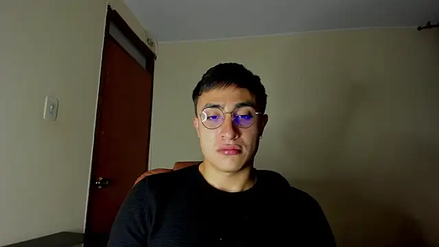 Leoknight online show from 15, 2, 2025