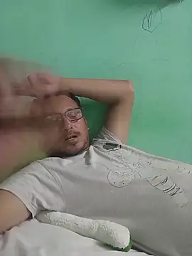 Andresguz35 online show from 17, 11, 2025