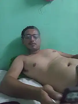 Andresguz35 online show from 18, 11, 2025