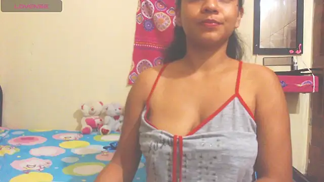 Snapshot of Mia_brunette26 chatting on 5, 2, 2025 Mia brunette26 online show from 5, 2, 2025