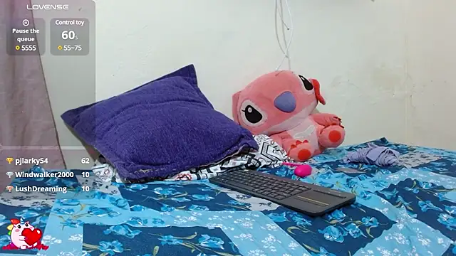 Snapshot of Mia_brunette26 chatting on 15, 3, 2025 Mia brunette26 online show from 15, 3, 2025