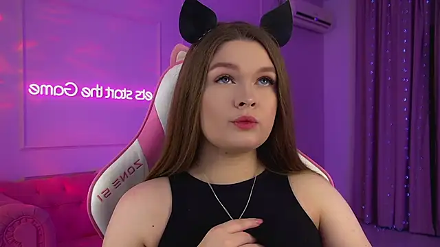 CrystalLyons online show from 2, 3, 2026