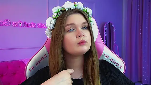 CrystalLyons online show from 27, 5, 2026