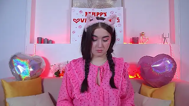 ChristinaMilton online show from 14, 2, 2025