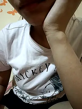 Snapshot of Sanaya_7 chatting on 2, 12, 2024 Sanaya 7 online show from 2, 12, 2024