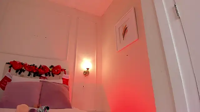 Snapshot of dani_skinny_ chatting on 18, 12, 2024 dani skinny online show from 18, 12, 2024