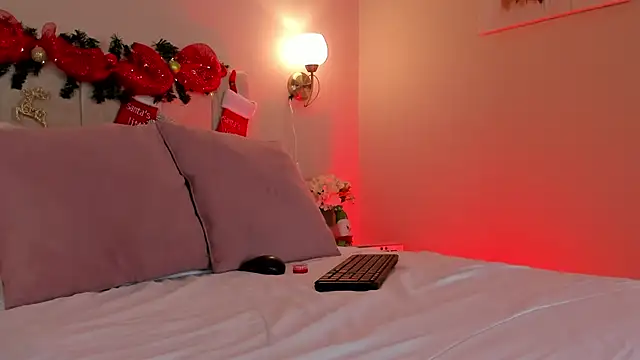 Snapshot of dani_skinny_ chatting on 29, 12, 2024 dani skinny online show from 29, 12, 2024