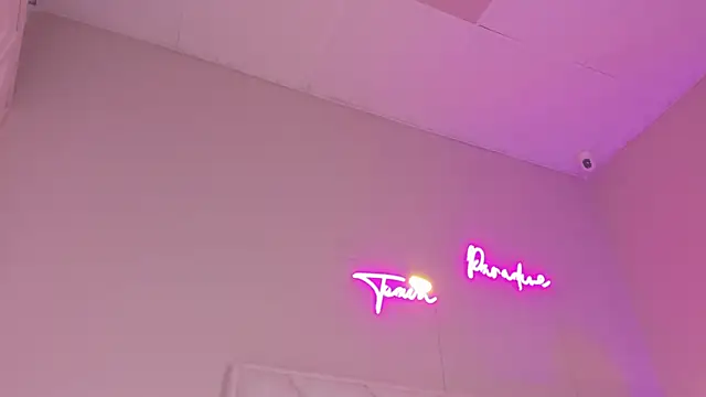 Snapshot of dani_skinny_ chatting on 11, 9, 2025 dani skinny online show from 11, 9, 2025