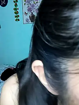 Snapshot of ELISA_90 chatting on 1, 2, 2025 ELISA 90 online show from 1, 2, 2025