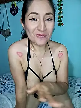 Snapshot of ELISA_90 chatting on 13, 2, 2025 ELISA 90 online show from 13, 2, 2025