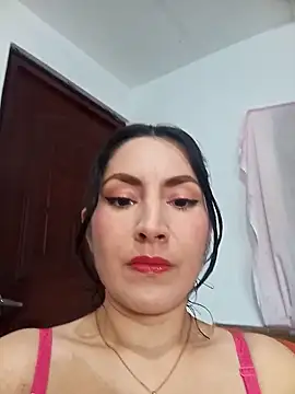 Snapshot of ELISA_90 chatting on 29, 9, 2025 ELISA 90 online show from 29, 9, 2025