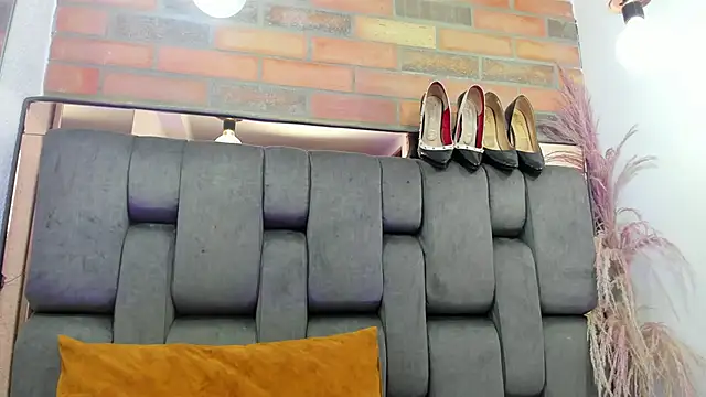 JESSYCORTES online show from 2, 10, 2025