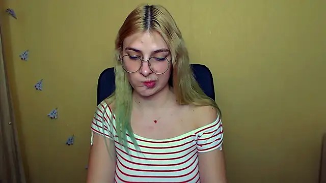 Snapshot of Luna_Lush_ chatting on 18, 12, 2024 Luna Lush online show from 18, 12, 2024