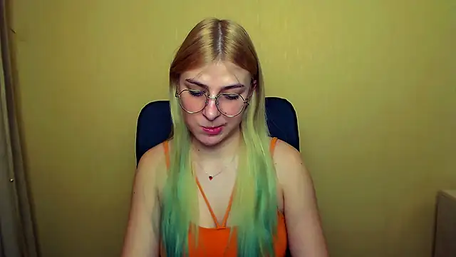 Snapshot of Luna_Lush_ chatting on 28, 1, 2025 Luna Lush online show from 28, 1, 2025