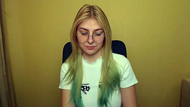 Snapshot of Luna_Lush_ chatting on 30, 1, 2025 Luna Lush online show from 30, 1, 2025