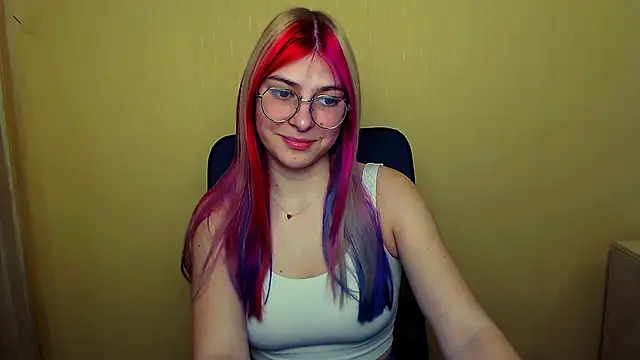 Snapshot of Luna_Lush_ chatting on 21, 2, 2025 Luna Lush online show from 21, 2, 2025