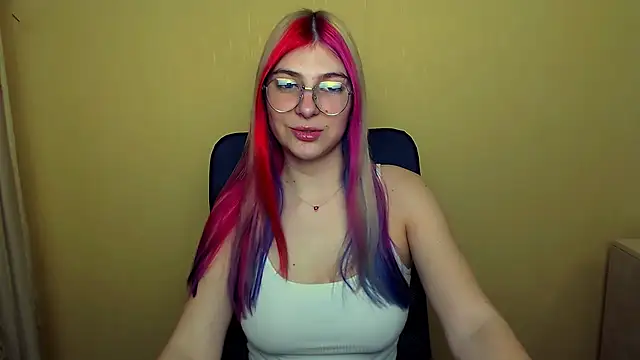 Snapshot of Luna_Lush_ chatting on 1, 3, 2025 Luna Lush online show from 1, 3, 2025