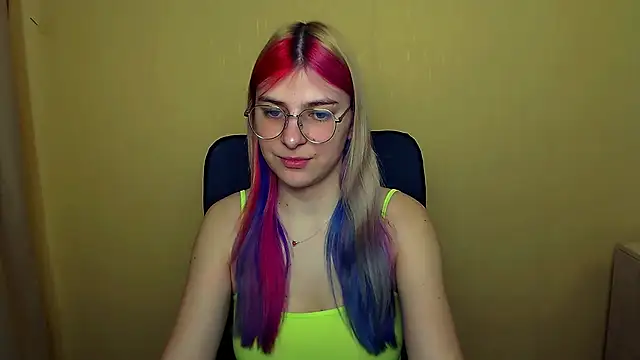 Snapshot of Luna_Lush_ chatting on 11, 3, 2025 Luna Lush online show from 11, 3, 2025