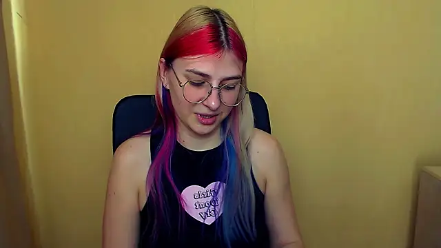 Snapshot of Luna_Lush_ chatting on 14, 3, 2025 Luna Lush online show from 14, 3, 2025