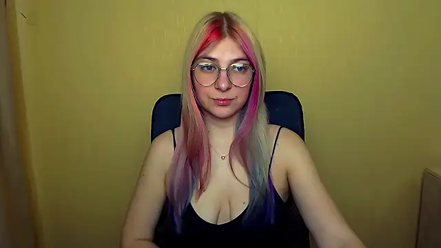 Snapshot of Luna_Lush_ chatting on 20, 3, 2025 Luna Lush online show from 20, 3, 2025