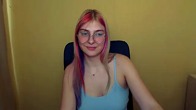 Snapshot of Luna_Lush_ chatting on 21, 3, 2025 Luna Lush online show from 21, 3, 2025