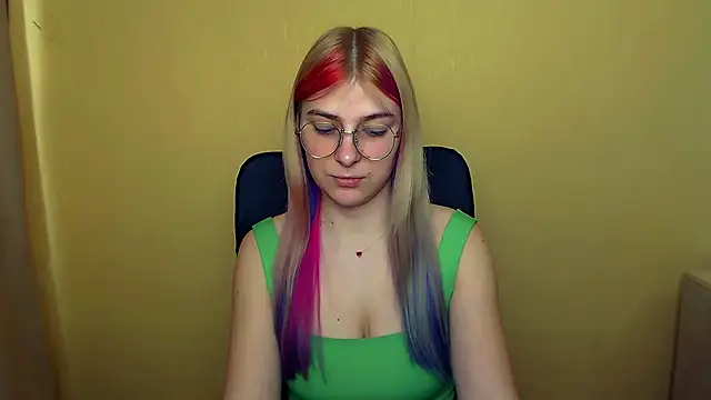 Snapshot of Luna_Lush_ chatting on 22, 3, 2025 Luna Lush online show from 22, 3, 2025