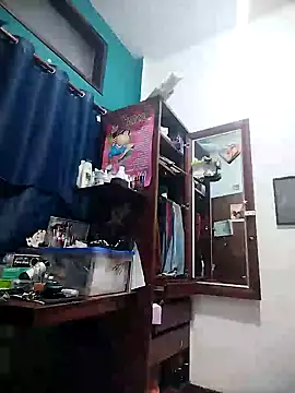 SophiaWeestt99 online show from 28, 2, 2025