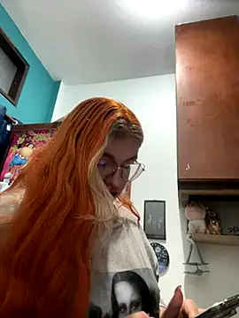 SophiaWeestt99 online show from 15, 9, 2025