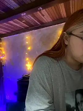 SophiaWeestt99 online show from 5, 10, 2025