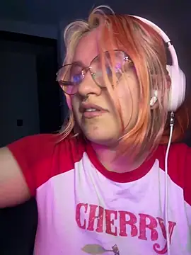 SophiaWeestt99 online show from 5, 6, 2026