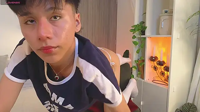 Snapshot of Tommyfoxboy chatting on 30, 11, 2025 Tommyfoxboy online show from 30, 11, 2025