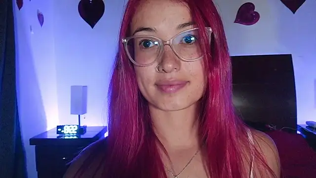 luccycollins  online show from 13, 2, 2026