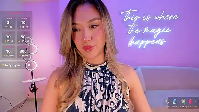 RebeccaHudson online show from 26, 10, 2025