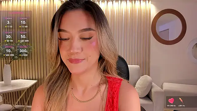 RebeccaHudson online show from 13, 11, 2025