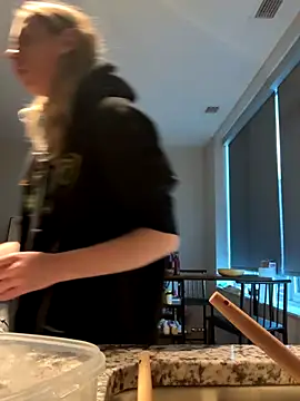 M1ssyk1ssy online show from 12, 11, 2025