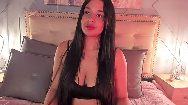 Aitana98  online show from 16, 12, 2024