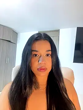 Aitana98  online show from 5, 10, 2025