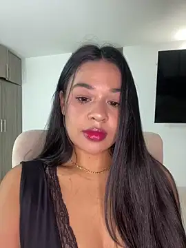 Aitana98  online show from 15, 4, 2026