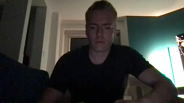 Snapshot of Gingerbushguy chatting on 27, 9, 2025 Gingerbushguy online show from 27, 9, 2025