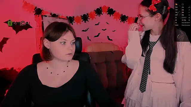 Snapshot of nikole_kitt chatting on 22, 10, 2025 nikole kitt online show from 22, 10, 2025