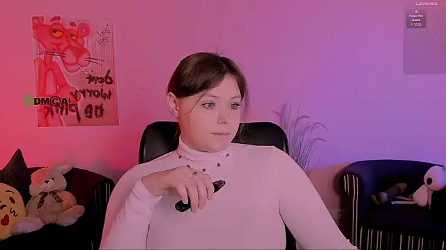 Snapshot of nikole_kitt chatting on 18, 1, 2026 nikole kitt online show from 18, 1, 2026