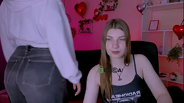 Snapshot of nikole_kitt chatting on 16, 2, 2026 nikole kitt online show from 16, 2, 2026