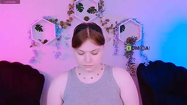Snapshot of nikole_kitt chatting on 12, 6, 2026 nikole kitt online show from 12, 6, 2026