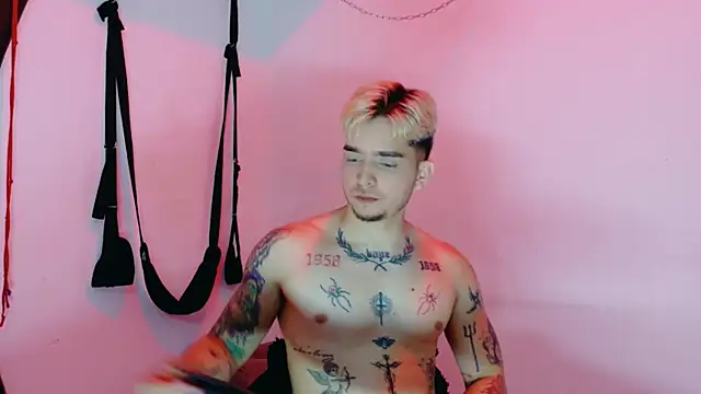 AliceandMax online show from 4, 4, 2026