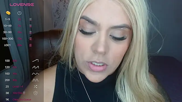 SofiaaCortes online show from 17, 12, 2024