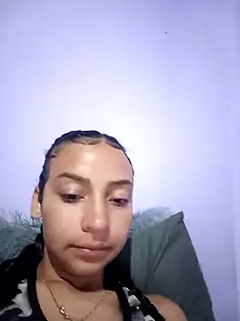 Snapshot of emma_ambar chatting on 12, 3, 2025 emma ambar online show from 12, 3, 2025