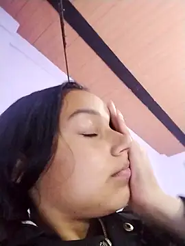 Snapshot of emma_ambar chatting on 20, 3, 2025 emma ambar online show from 20, 3, 2025