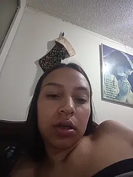 Snapshot of emma_ambar chatting on 26, 2, 2026 emma ambar online show from 26, 2, 2026