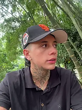 Snapshot of _PhillipBrown chatting on 5, 12, 2024 PhillipBrown online show from 5, 12, 2024